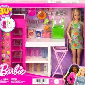 💓Barbie Ultimate Pantry & Doll Playset with 30 plus Food-Themed Pieces
